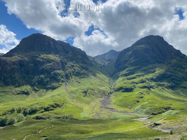 two sisters Glen Coe motortour Schotland