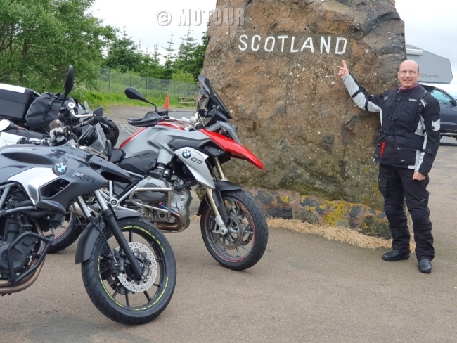  Grenssteen grens Schotland en Engeland motorreis Schotland